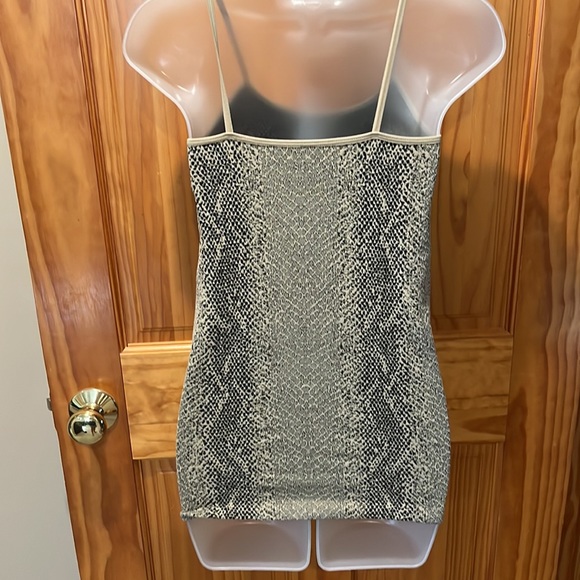 Tank Top - Picture 4 of 5